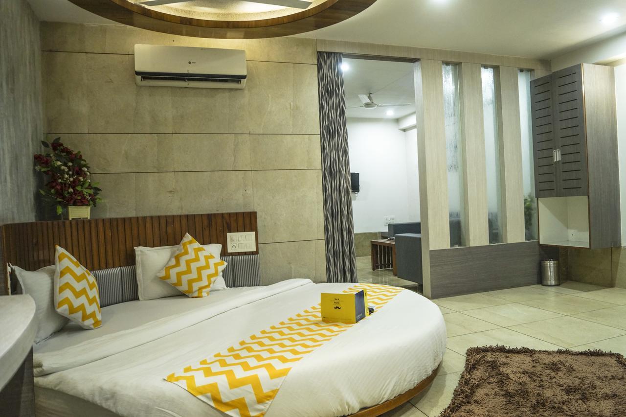 Hotel Darshan Sp Ring Road Naroda Екстер'єр фото