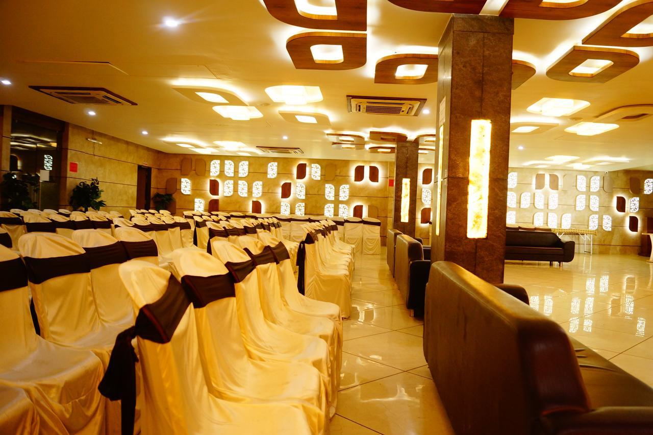 Hotel Darshan Sp Ring Road Naroda Екстер'єр фото