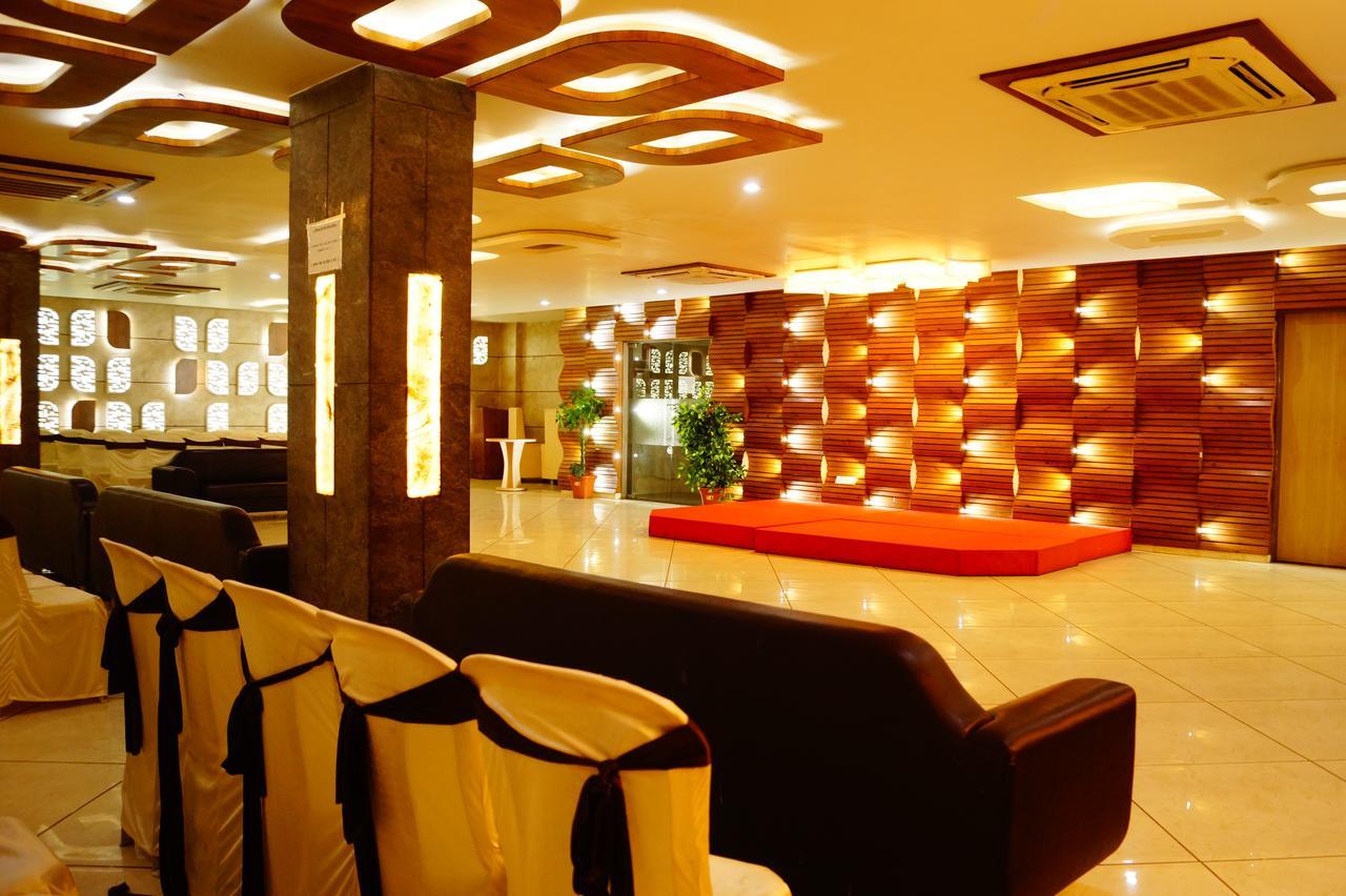 Hotel Darshan Sp Ring Road Naroda Екстер'єр фото